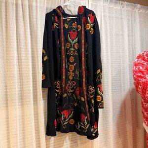 Johnny was Kimono Floral Embroidered Black Long Cardigan